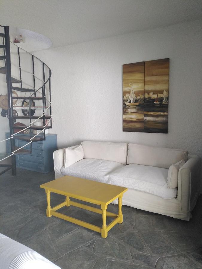 Rebekka'S Guest House Elani 시비리 외부 사진