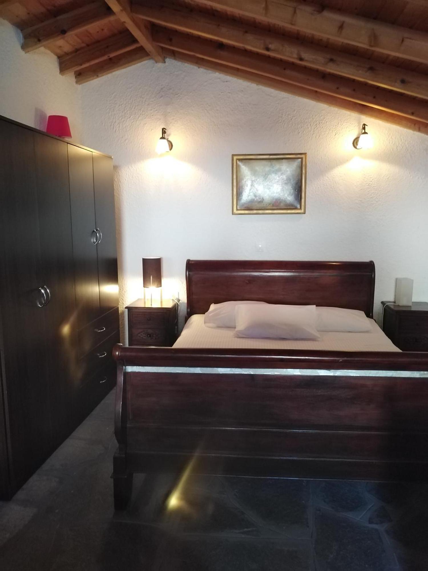 Rebekka'S Guest House Elani 시비리 외부 사진